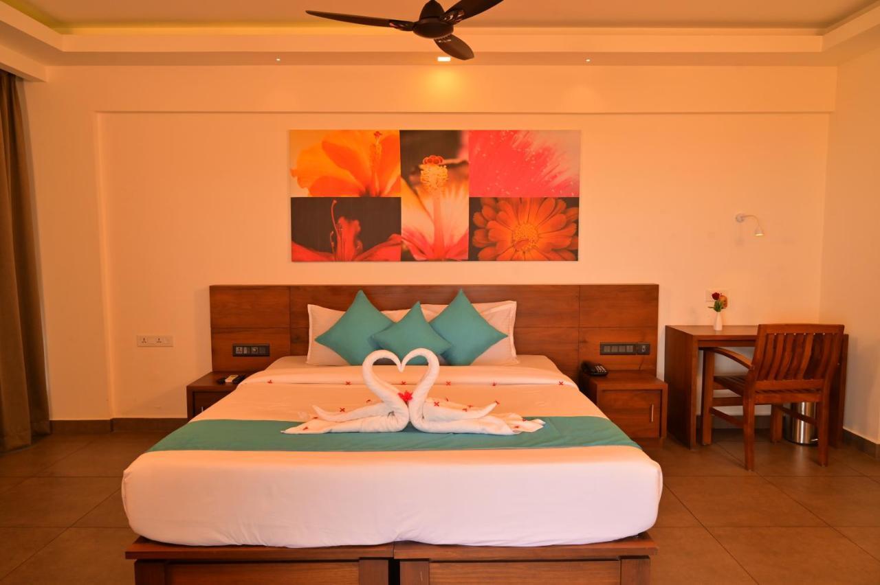 טריואנדרום Aadisaktthi Leisure Resort, Kovalam מראה חיצוני תמונה