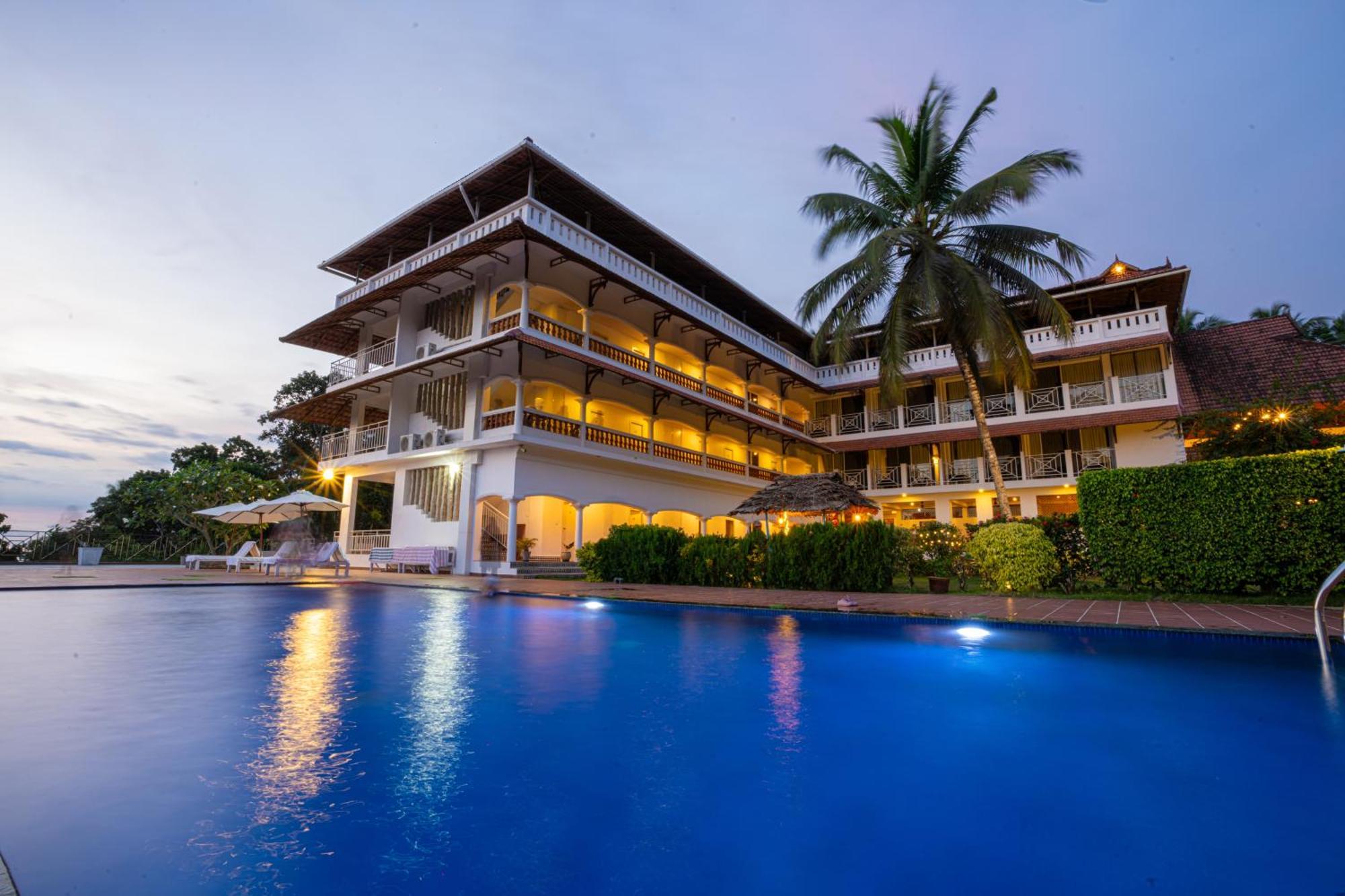 טריואנדרום Aadisaktthi Leisure Resort, Kovalam מראה חיצוני תמונה