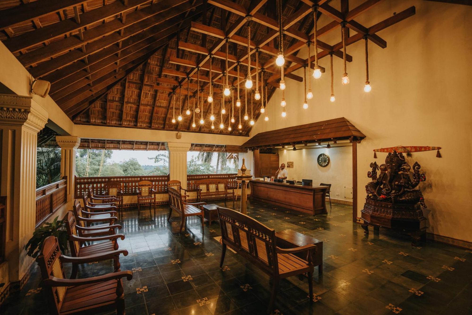 טריואנדרום Aadisaktthi Leisure Resort, Kovalam מראה חיצוני תמונה