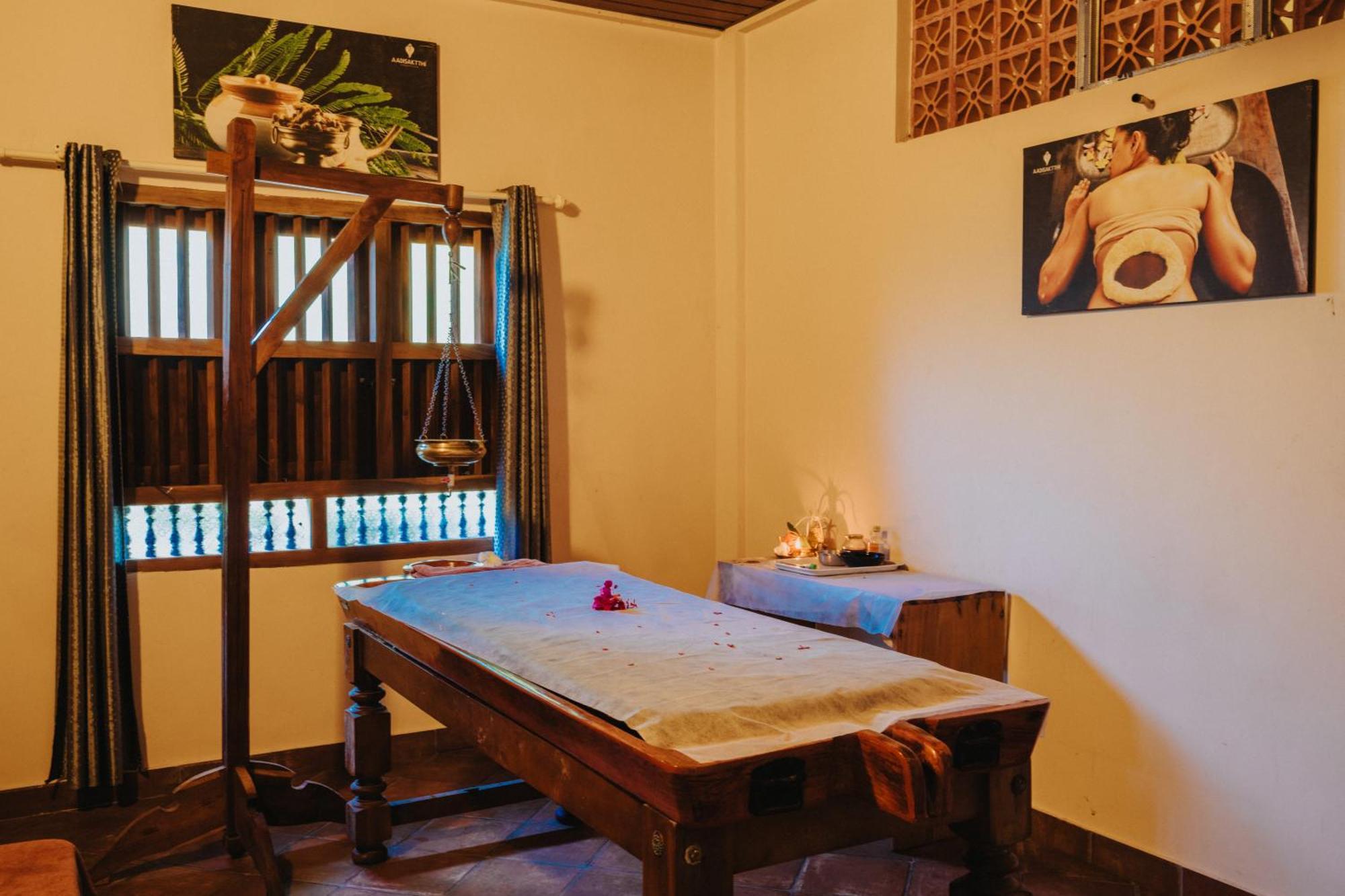 טריואנדרום Aadisaktthi Leisure Resort, Kovalam מראה חיצוני תמונה